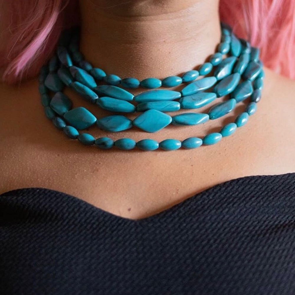 TURQUOISE NECKLACE